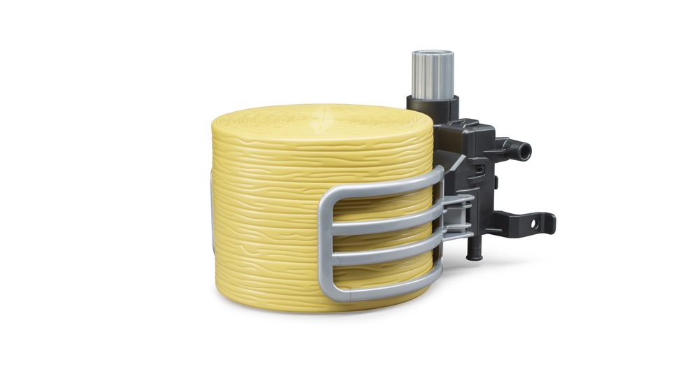 Accessory: Bale gripper with round bale — Bruder 02332