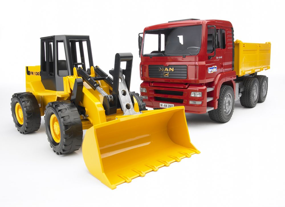 Construction truck with articulated road loader — Bruder 02752
